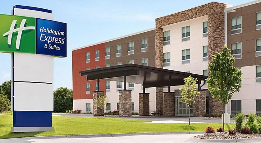 Holiday Inn Express & Suites Columbus East - Heath