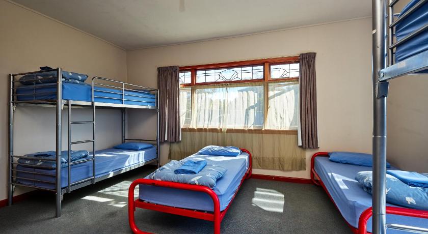 Image of Single Bed in 6-Bed Dormitory Room 3