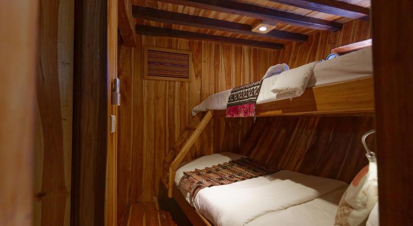 Special Offer - Liveaboard Experience Package at Cabin - Private with Seaview