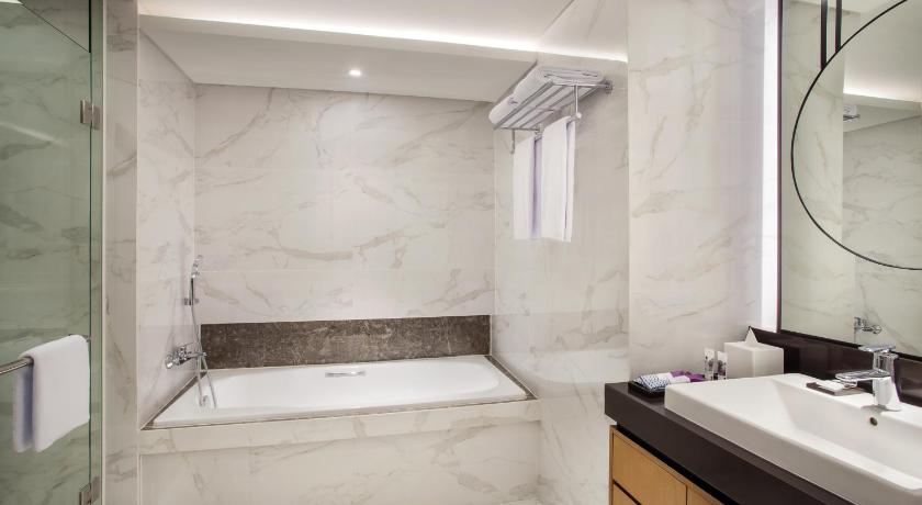 Image of Junior Suite 1 King bed 2