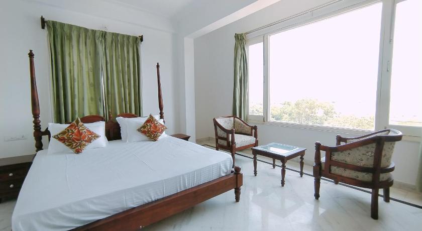 Pichola Lake Retreat photo