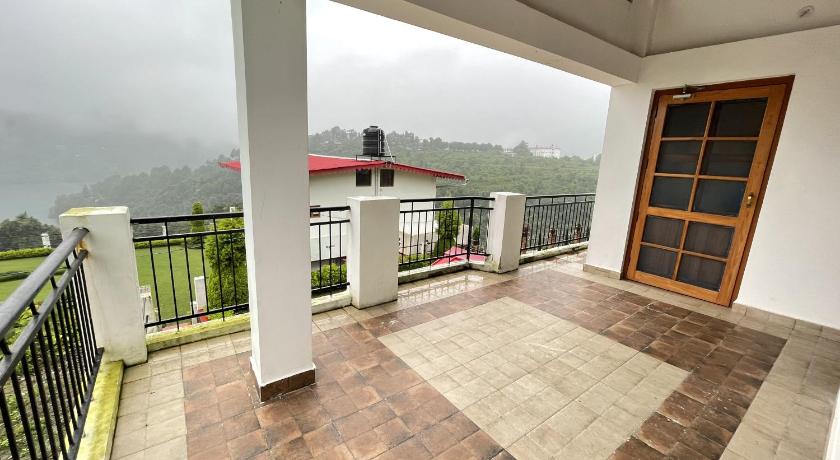 EKO STAY - Cliff Haven Villa photo