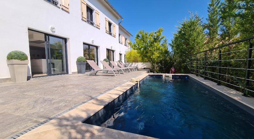 Villa les Pierres d'Antan — Hotel in Lorgues