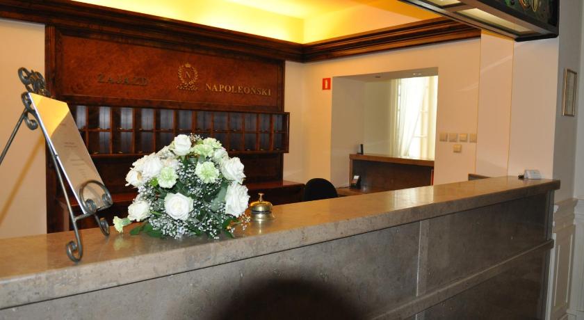 Hotel "Zajazd Napoleonski" photo