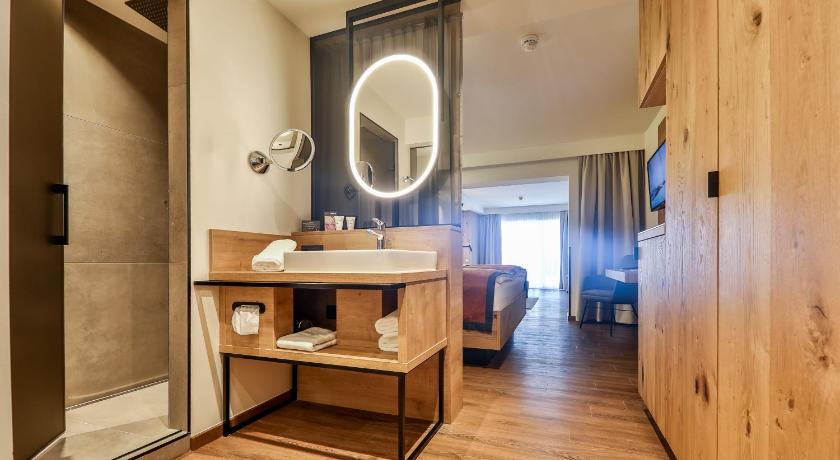 Traumhotel Alpina Superior Yoga Ayurvedahotel photo