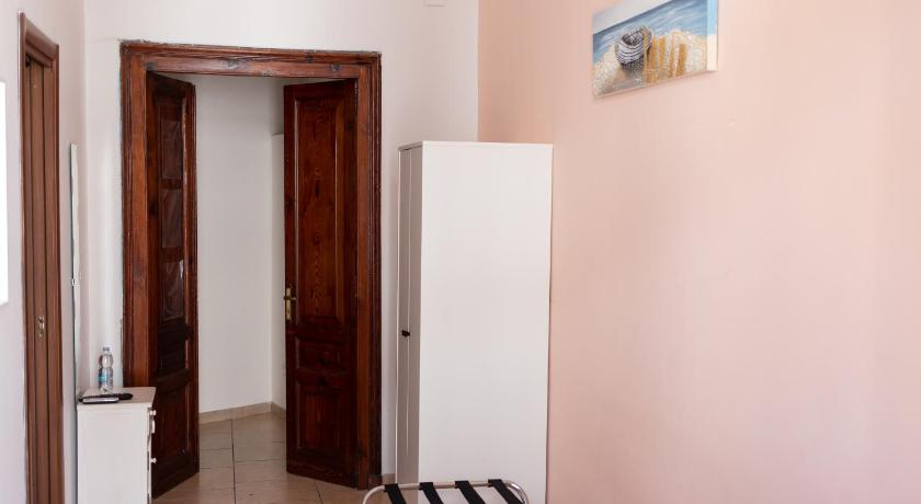 Vico 22 Rooms Napoli photo