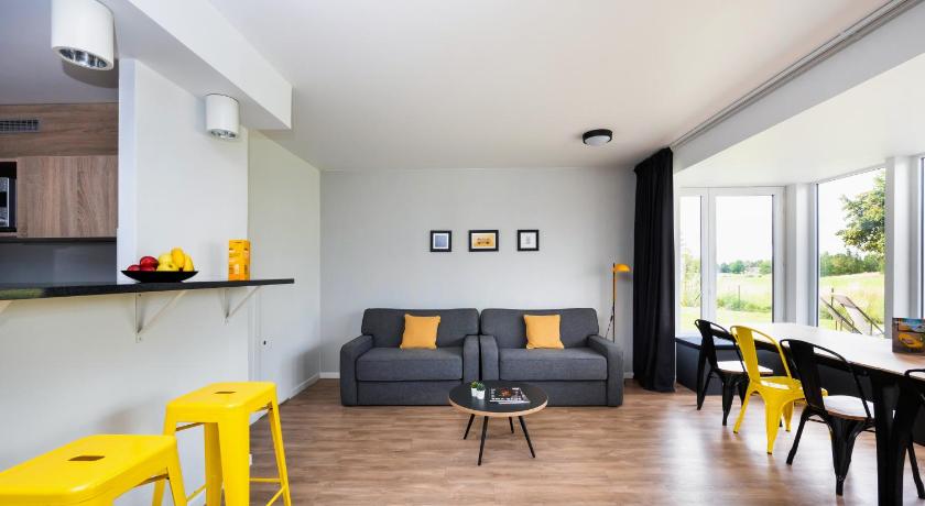 Image of Five-Bedroom Villa 12