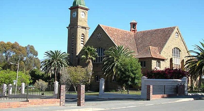 Red Mountain Ridge Karoo Oasis and Guest Farm photo