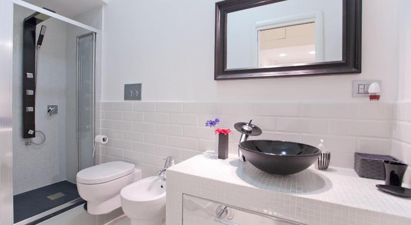 Parma Apartment photo