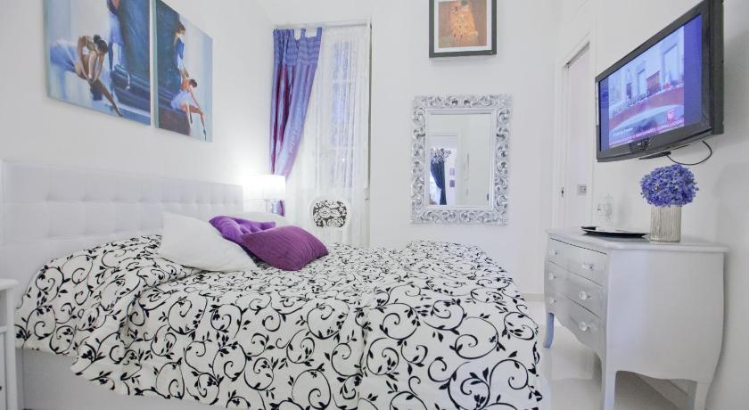 Parma Apartment photo