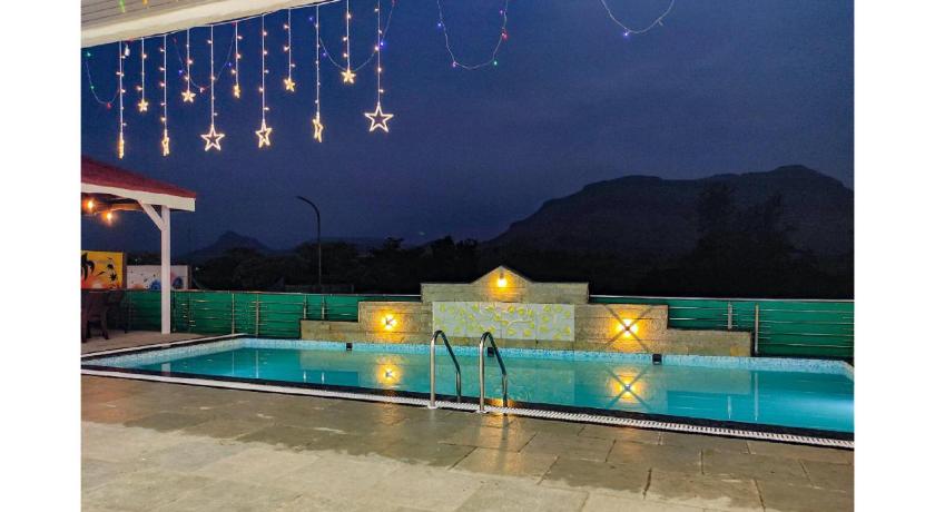 LuxPour 6BHK photo