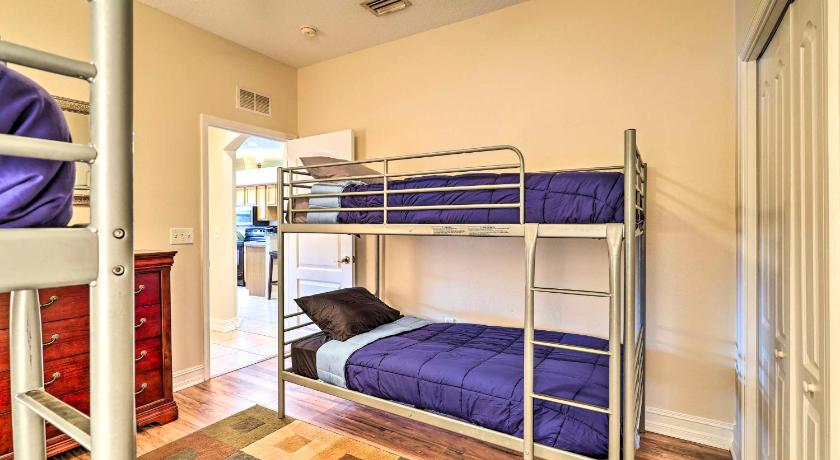 Quaint Merritt Island Condo with Pool Access! photo
