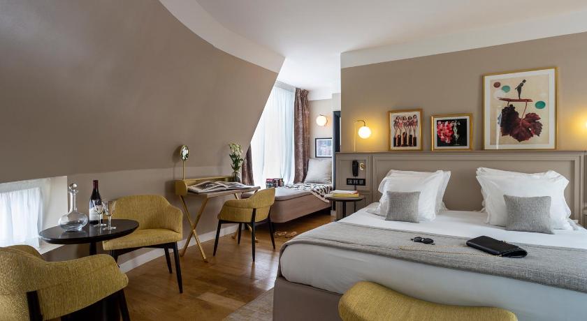 Image of Suite with Terrace 0