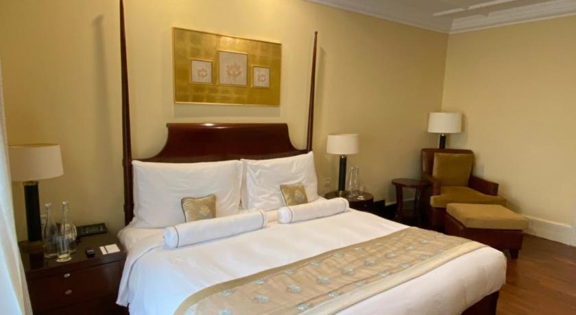 Image of Superior King Bed Room 7