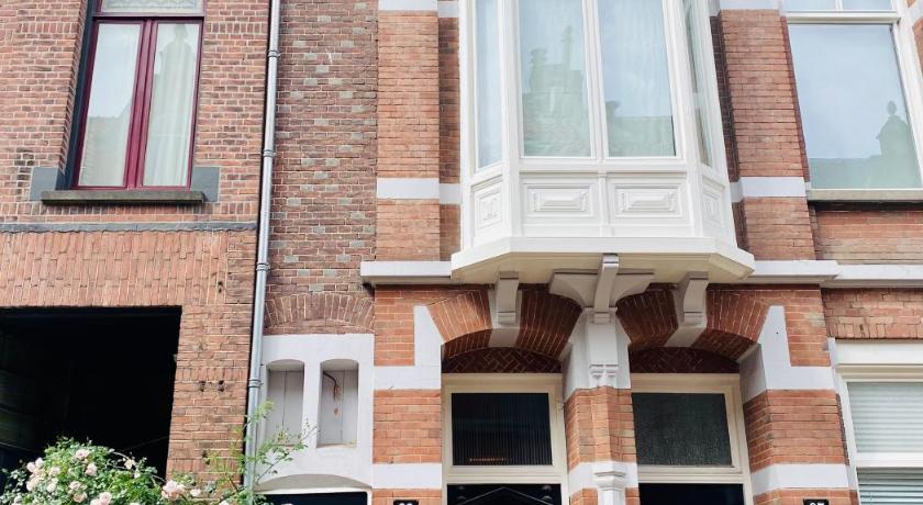 NineT7 — Hotel in Tilburg