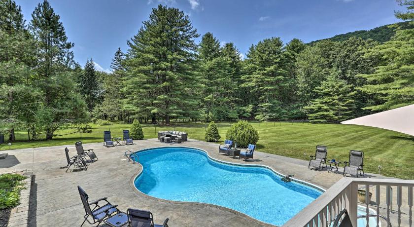 클락스 서밋 (PA) Riverside Retreat in Catskill Mountains with Pool, Hot Tub & Game Room 5성급 숙소 외관