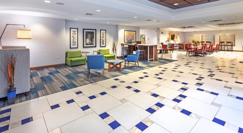 Holiday Inn Express Hotel & Suites Hutto