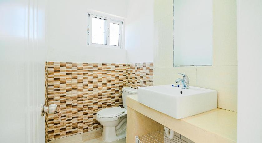 3 bedroom Townhouse with private Pool photo