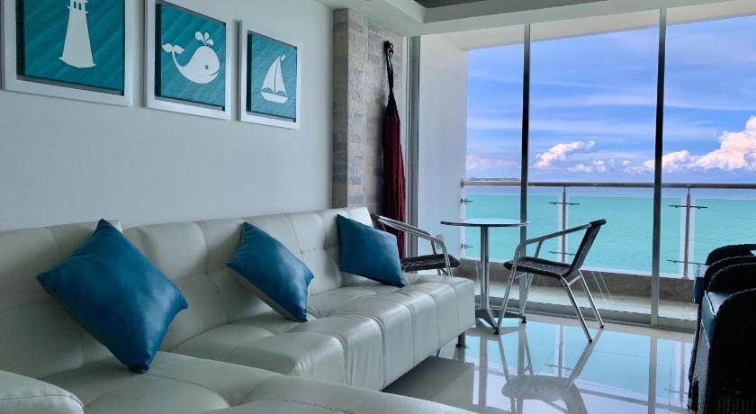 apartamento 807 moderno en el laguito, vista al mar photo