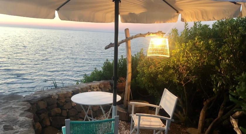Villetta sul mare a Punta Tramontana photo