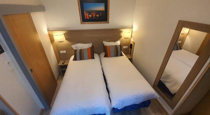 Image of Habitación Superior con camas individuales (Superior Twin Room) 0
