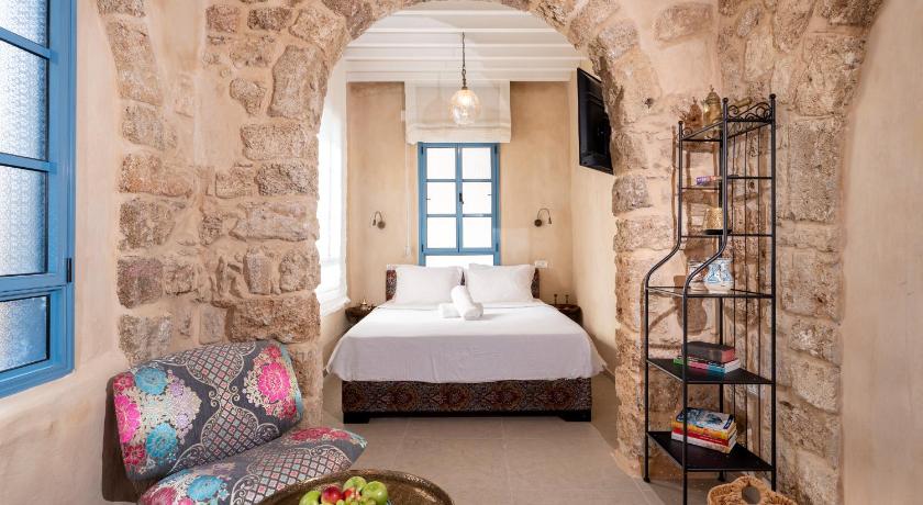 Arabesque House photo