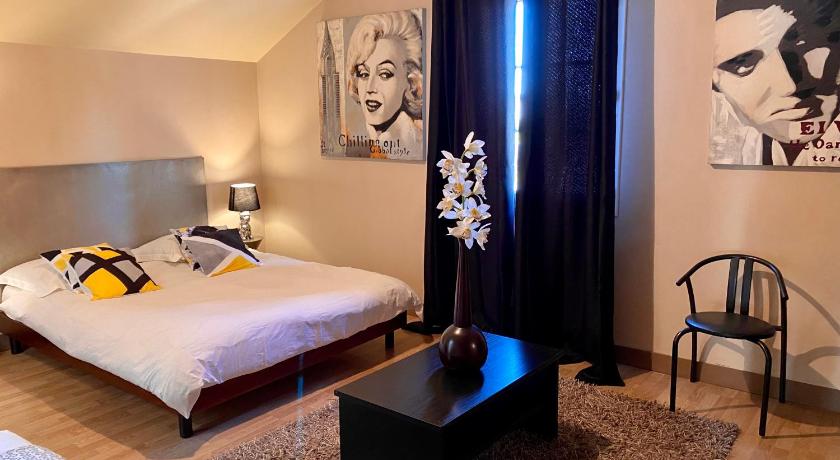 LE HAVANA-Maison d'hotes — Hotel in Bergerac
