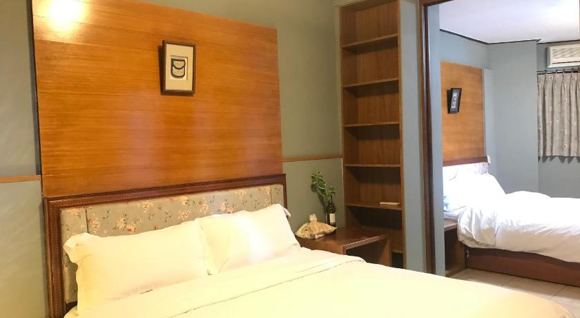 Image of Family Room with Sea View 10
