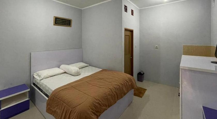 Villa Syariah Citeko Mitra RedDoorz – Cisarua, PA