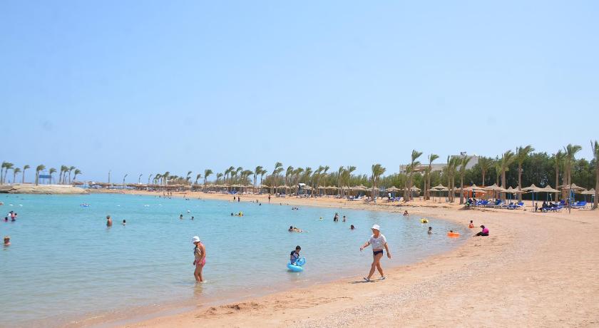 Suite at Mirage Bay Resort & Aqua Park photo