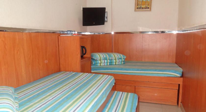 Image of Twin Room without Window 1