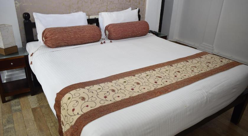 Le Chateau - A Heritage Boutique Hotel photo
