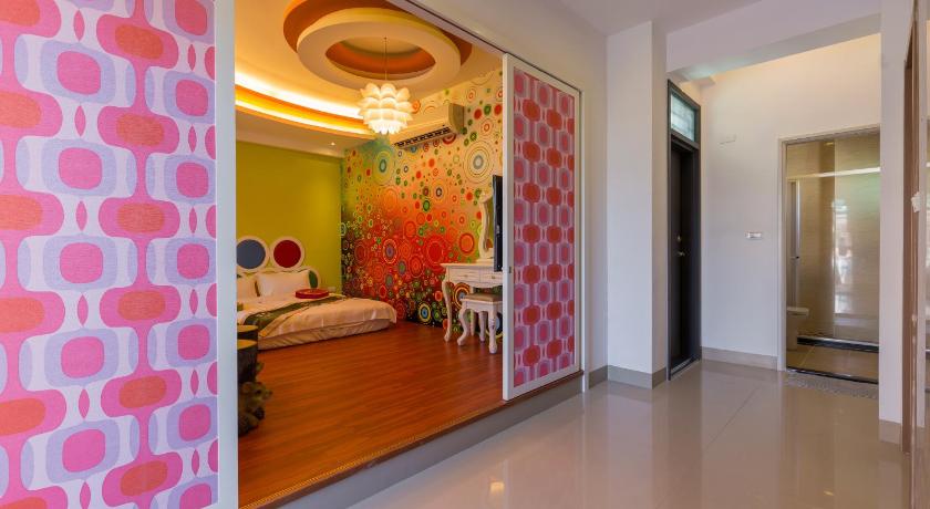 Image of Family Room 4