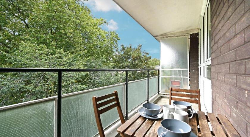 Nice Apartment - Great Portland St, Regents Pk, Euston photo