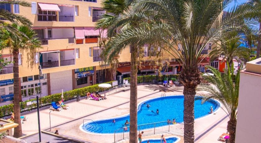 Los Cristianos El Carmen — Hotel in Tenerife