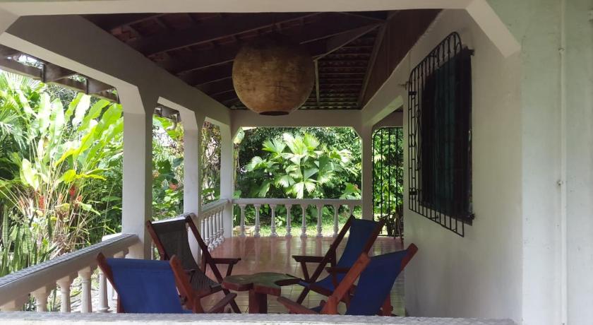 Puerto Viejo de Talamanca Hostal Cecilia 3-Star Hotel exterior