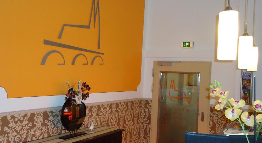 Stadthotel Regensburg photo