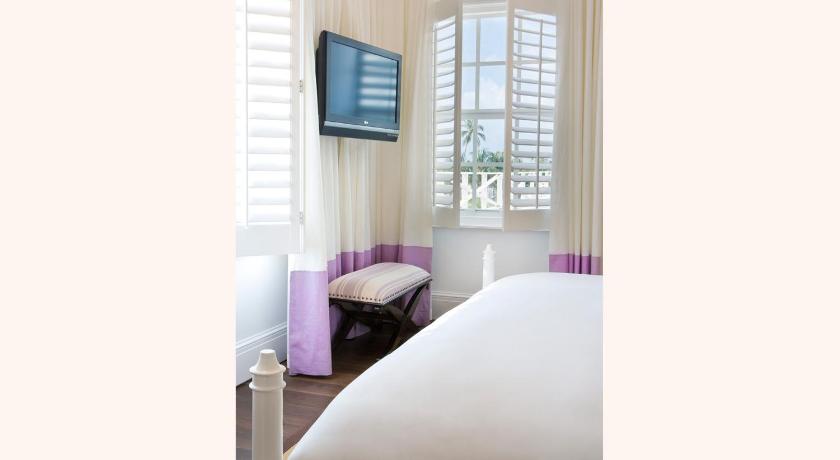 Immagine di Suite Royal Vista Oceano con Letto King Size (Royal Ocean View Suite with King Bed) 8