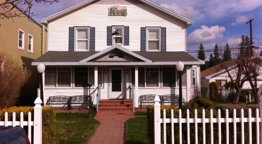 Pullman House Inn — Hotel in Portola (CA)