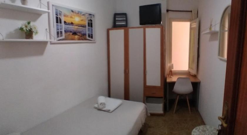 Cozy single room Mercado Central — Hotel in Alicante