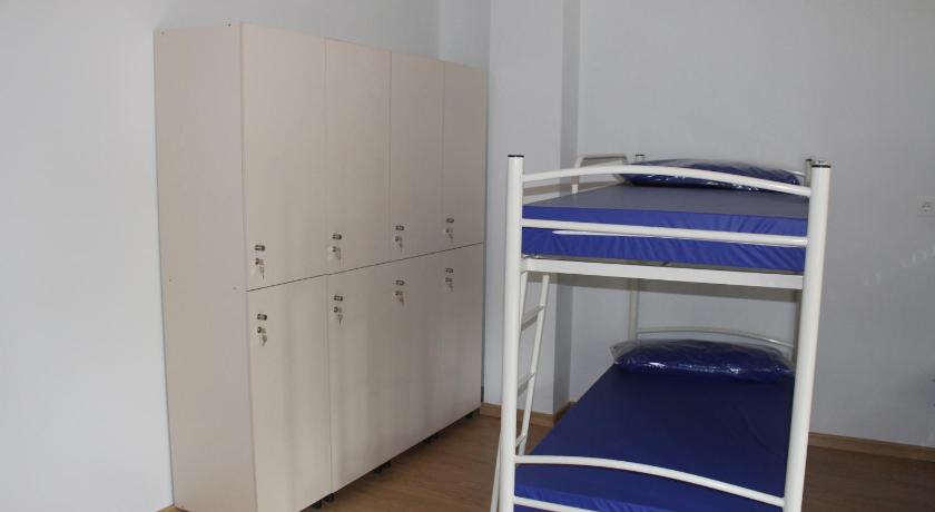 Image of Bunk Bed in Mixed Dormitory Room 3
