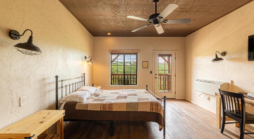 -Pet Friendly- Tombstone Miners Cabins # 5 photo