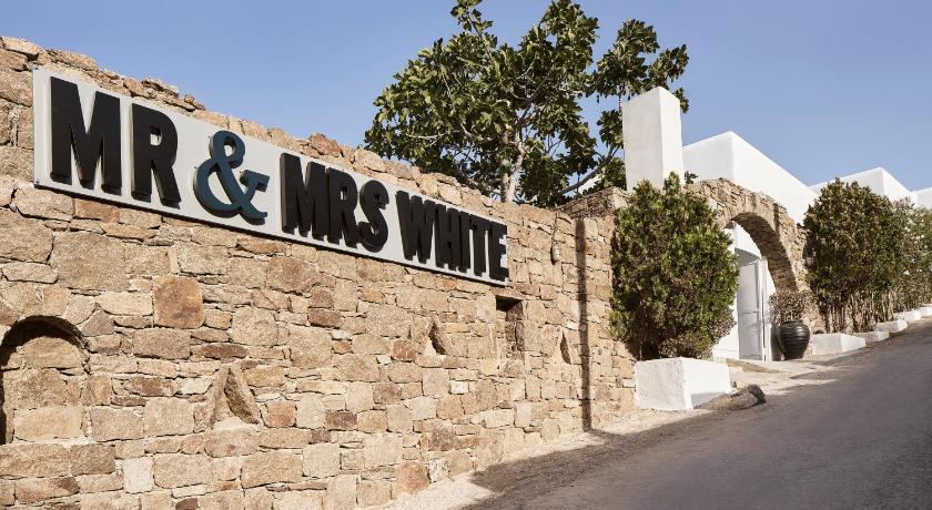 Mr & Mrs White Mykonos