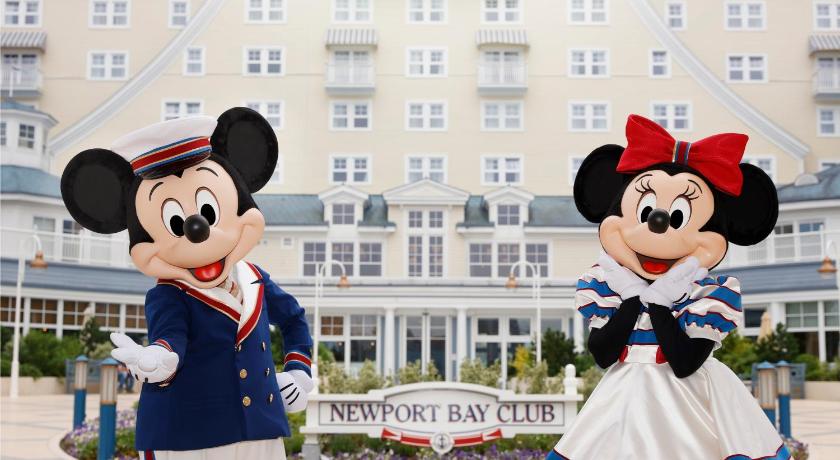 Disney's Newport Bay Club®