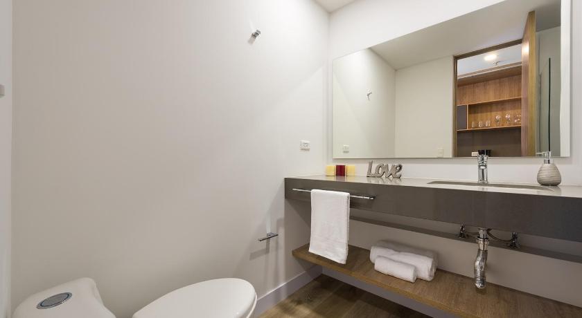 Go Living and Suites - El Poblado photo