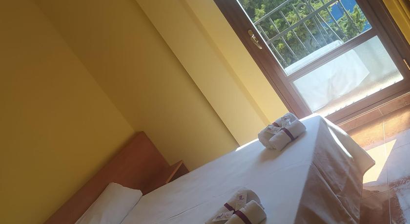 Hotel Segontia photo