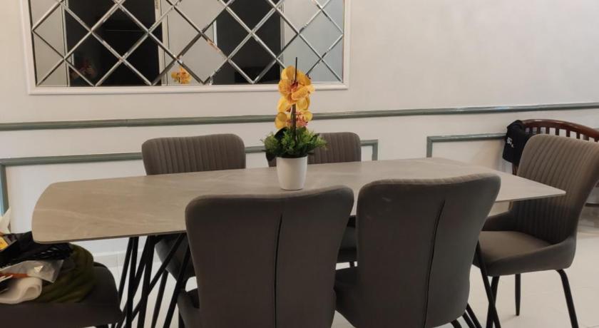 ランタウ・パンジャン Cassa Dinies private pool Rantau Panjang 4つ星 ゲストハウス プール