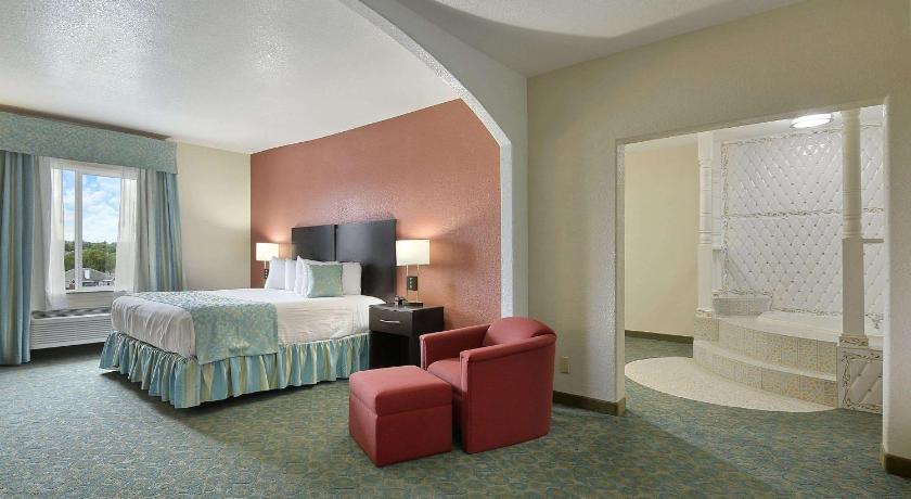 Ramada by Wyndham South Waco