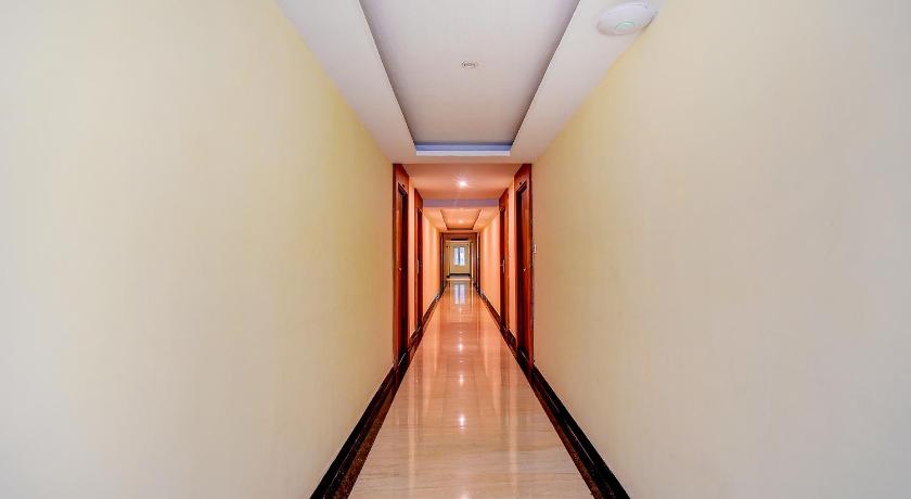 FabHotel Abirami Residency