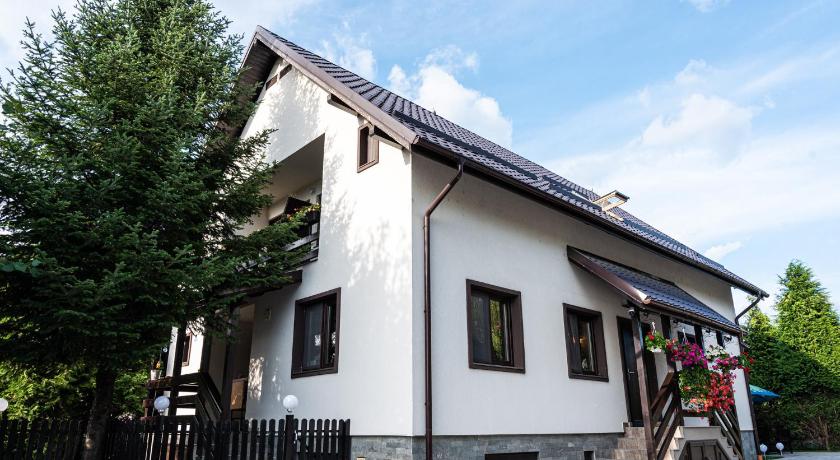 K'RAMAN — Hotel in Ramnicu Valcea